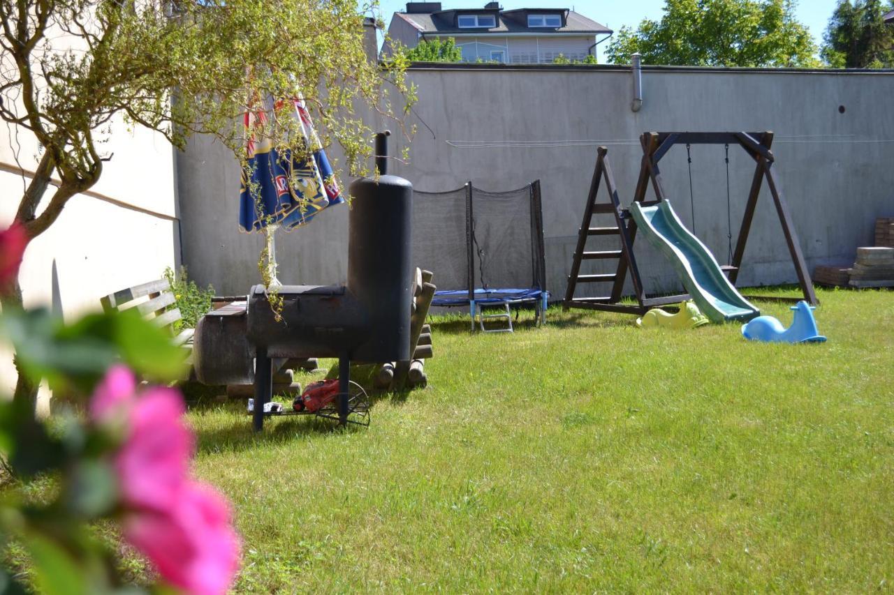Pokoje Goscinne U Hanki Jastrzębia Góra Exterior foto
